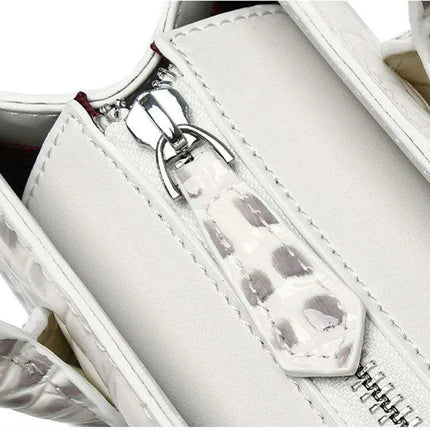 Exquisite Crocodile Leather Tote - A Statement of Sophistication - Très Elite