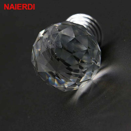 Exquisite Diamond-Cut Crystal Glass Cabinet Knobs for a Stylish Home Upgrade - Très Elite