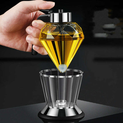 Exquisite Diamond-Shaped Glass Oil Dispenser - Drip-Free Multi-Purpose Kitchen Tool for Oils, Honey, and Condiments - Très Elite