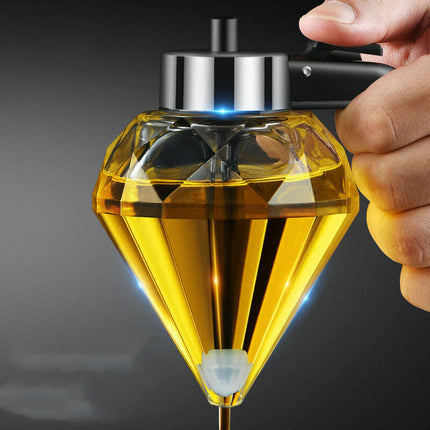 Exquisite Diamond-Shaped Glass Oil Dispenser - Drip-Free Multi-Purpose Kitchen Tool for Oils, Honey, and Condiments - Très Elite
