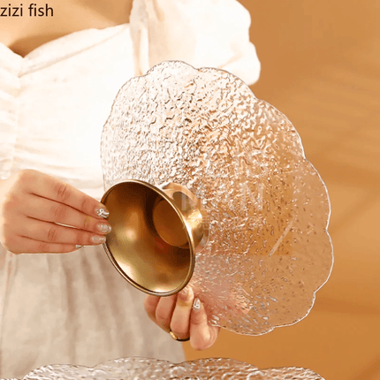 Exquisite Elevated Glass Serving Platters: Enhance Your Dining Experience - Très Elite