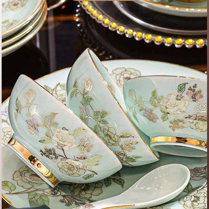 Exquisite Green Porcelain Chinese Dining Set - Ideal for Entertaining and Gifting - Très Elite