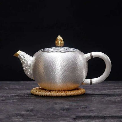 Exquisite Handcrafted Silver Kung Fu Tea Set - Très Elite