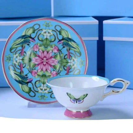 Exquisite Royal Bone China Tea and Coffee Set with 24K Gold Trim - Luxurious Elegant Drinkware Collection..