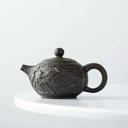 Exquisite Yixing Purple Clay Teapot for True Tea and Coffee Aficionados - Très Elite