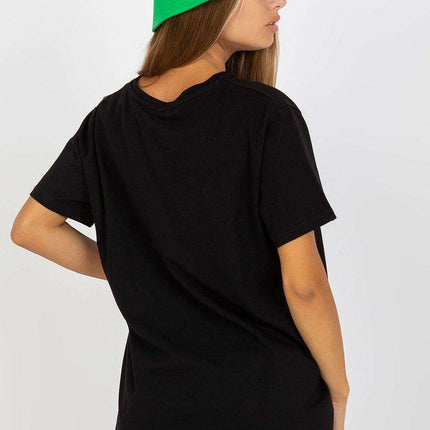 Extended Back Round Neck Tee for Women with Short Sleeves - Très Elite