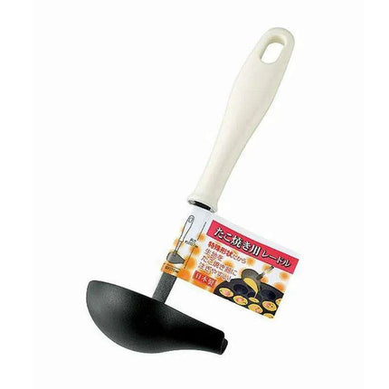 Extended Handle Ladle with Precision Pouring Spout for High-Temperature Cooking - Très Elite