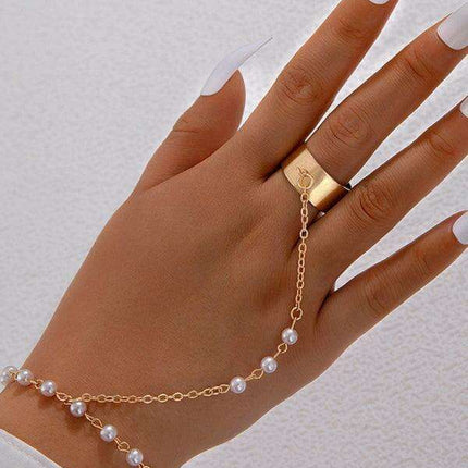 Extravagant Chain Ring - Bold Alloy Fashion Statement Piece - Très Elite