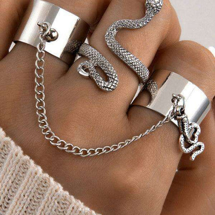 Extravagant Chain Ring - Bold Alloy Fashion Statement Piece - Très Elite