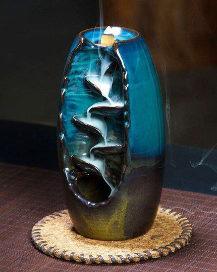 Tranquil Lotus Blossom Ceramic Backflow Incense Burner - Handcrafted Aromatherapy Furnace Artisan Elegance