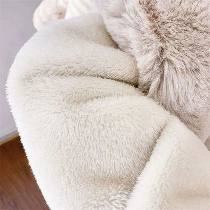 Fabulous Fur-Trimmed Batwing Poncho for Trendsetting Women - Très Elite