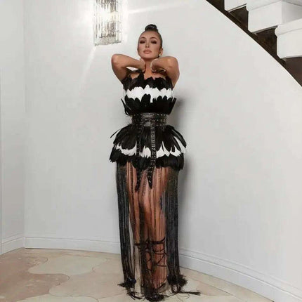 Feathered Elegance Strapless Evening Dress: A Showstopper for Nighttime Events - Très Elite