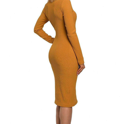 Figure-Flattering Ribbed Knit Daydress - Très Elite