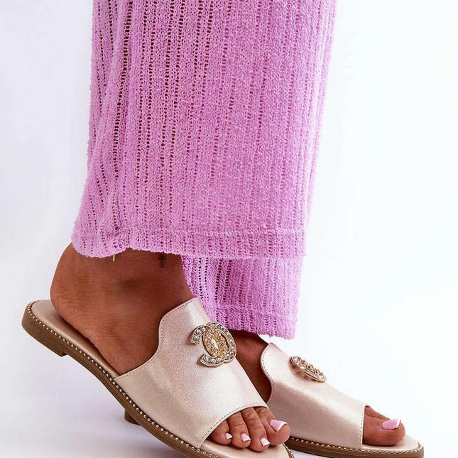 Flip-flops model 198142