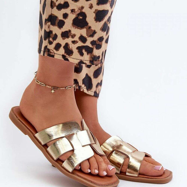 Flip-flops model 198181