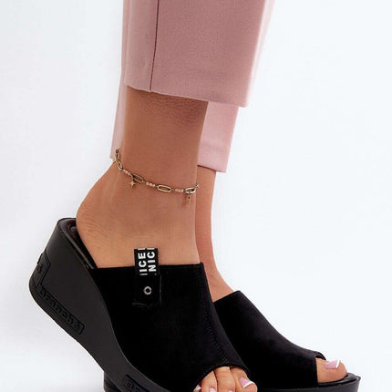 Flip-flops model 198855 - Très Elite
