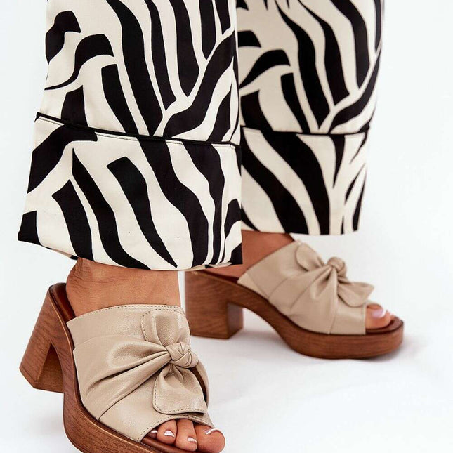 Flip-flops model 209935