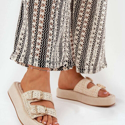 Flip-flops model 209946