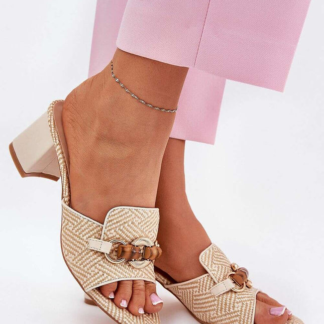 Flip-flops model 210778