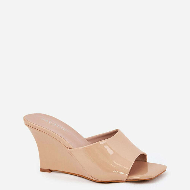 Flip-flops model 210784