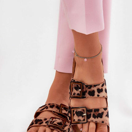 Flip-flops model 211014