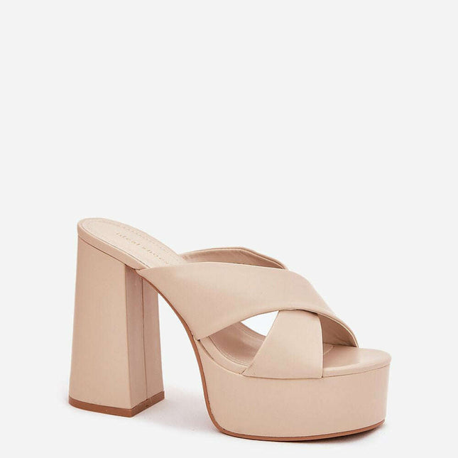 Flip-flops model 211716