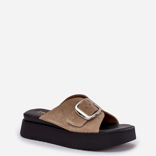 Flip-flops model 211968