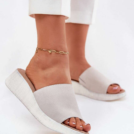 Flip-flops model 213041