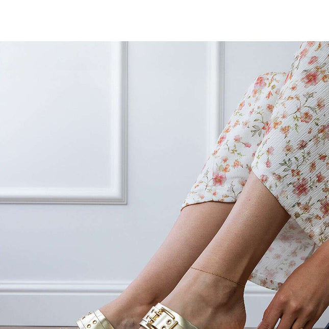 Flip-flops model 213361