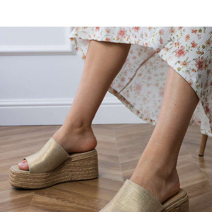 Flip-flops model 213374