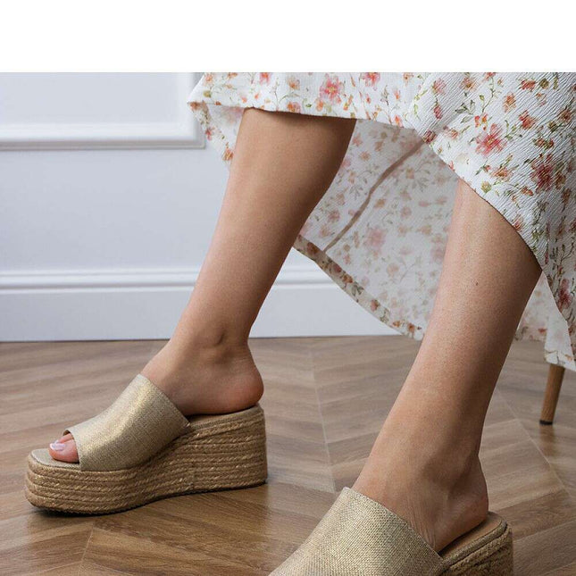 Flip-flops model 213374