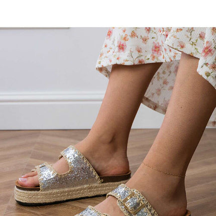 Flip-flops model 213417