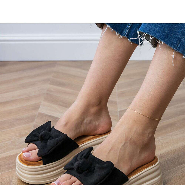 Flip-flops model 213515