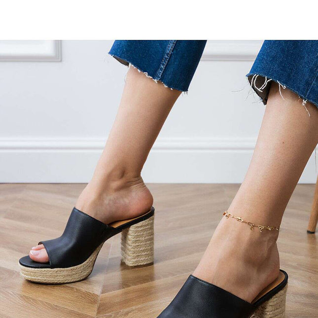 Flip-flops model 213715