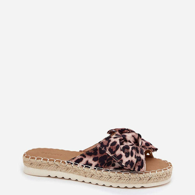 Flip-flops model 214128