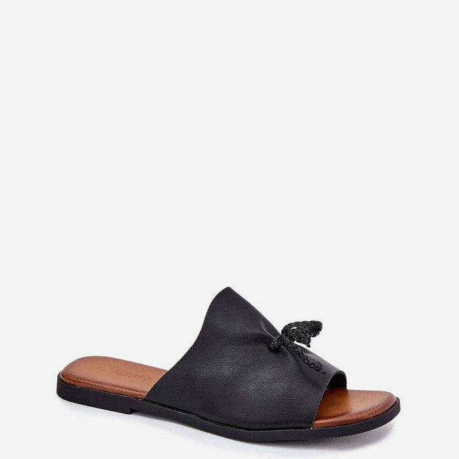 Flip-flops model 214379