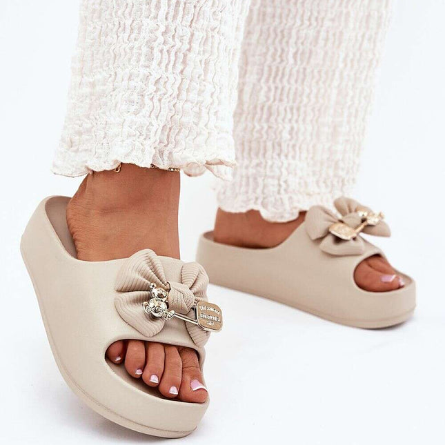 Flip-flops model 214403