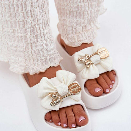 Flip-flops model 214404 - Très Elite