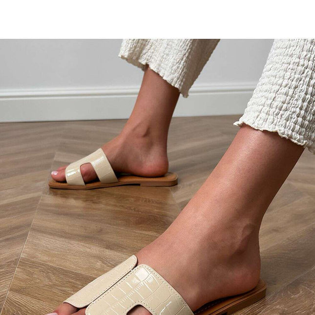 Flip-flops model 214582