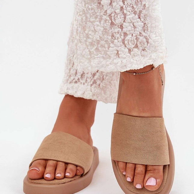 Flip-flops model 215737