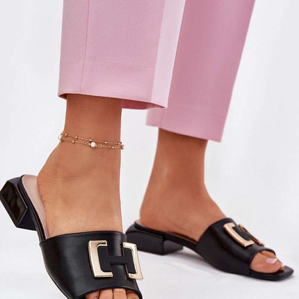 Flip-flops model 215983