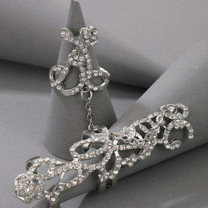 Floral Chain Carved Ring - Exquisite Fashion Accessory - Très Elite