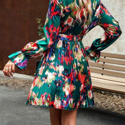 Floral Charm: Stretchy and Stylish Spring-Summer Dress - Très Elite