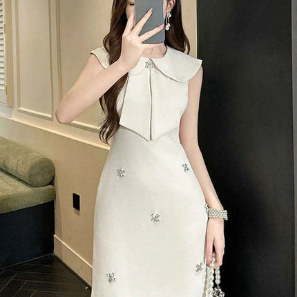 Floral Charm Tie-Front Mini Dress for Birthday Festivities - Très Elite