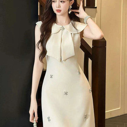 Floral Charm Tie-Front Mini Dress for Birthday Festivities - Très Elite