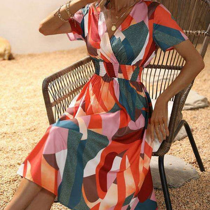 Floral Print V-Neck Summer Dress with Short Sleeves - Très Elite