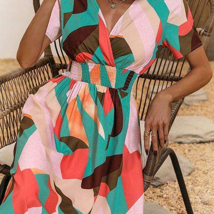 Floral Print V-Neck Summer Dress with Short Sleeves - Très Elite