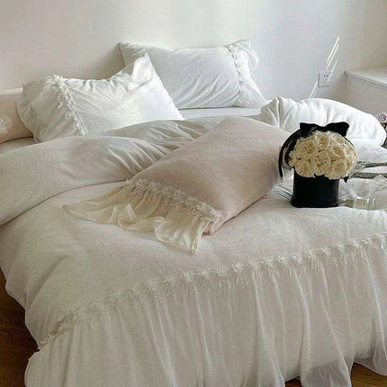 French Lace Ruffle Bedding Set with Velvet Duvet Cover and Floral Embroidery - 4-Piece Ensemble - Très Elite