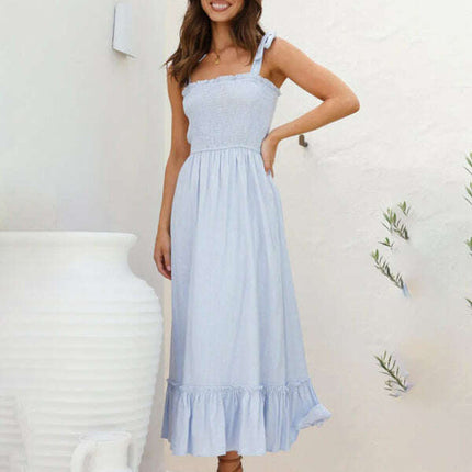 Fresh and sweet simple solid color suspender dress