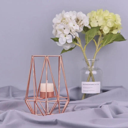 Geometric Elegant Nordic Iron Candle Holders for Sophisticated Decor - Très Elite